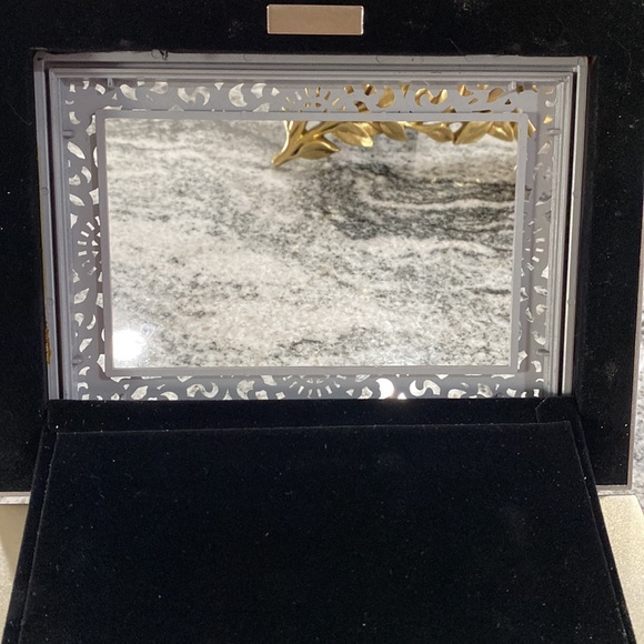 Cottage Garden Gold and Black Music Jewelry Box! - Picture 4 of 5